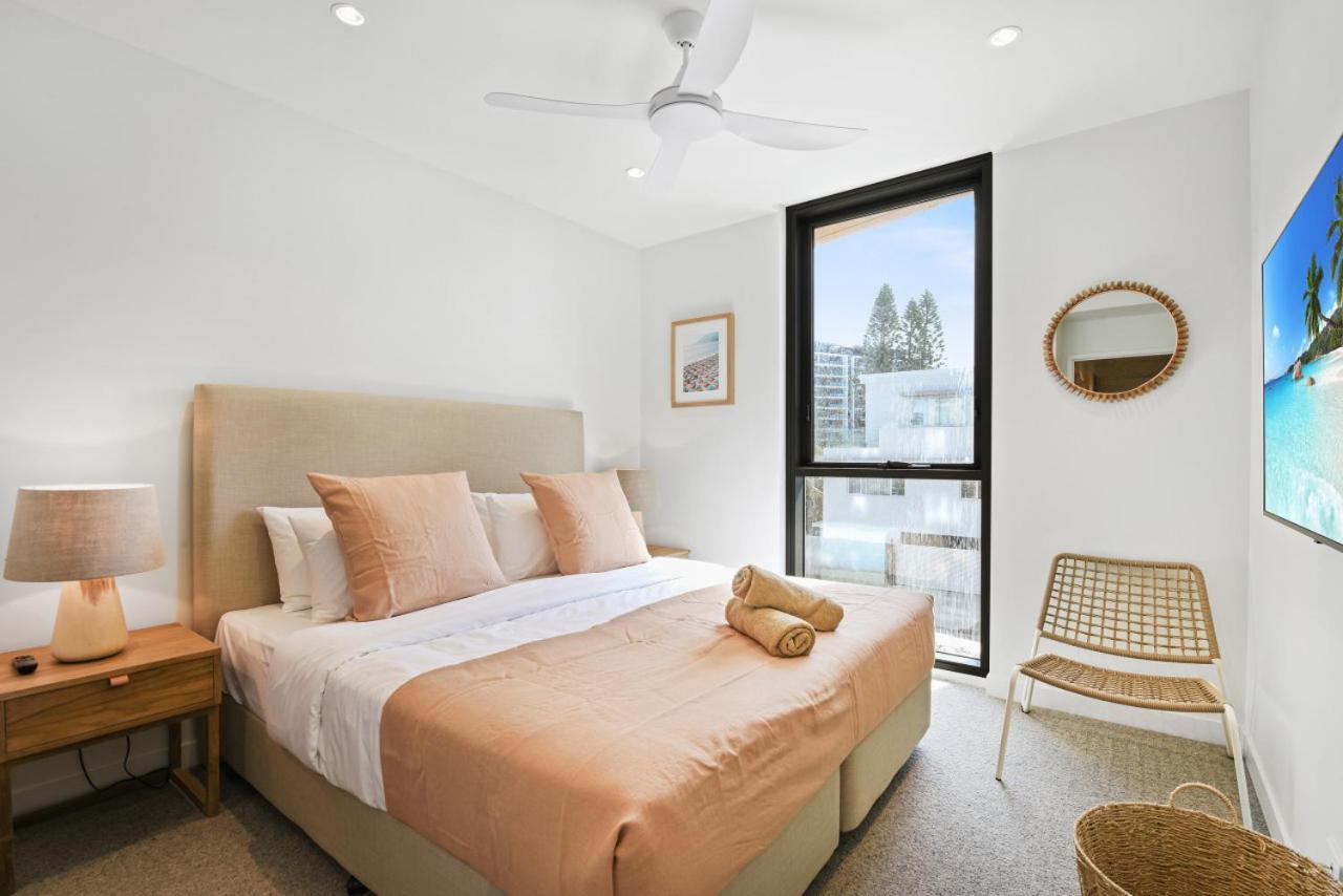 Beachfront Luxury Palm Apartment