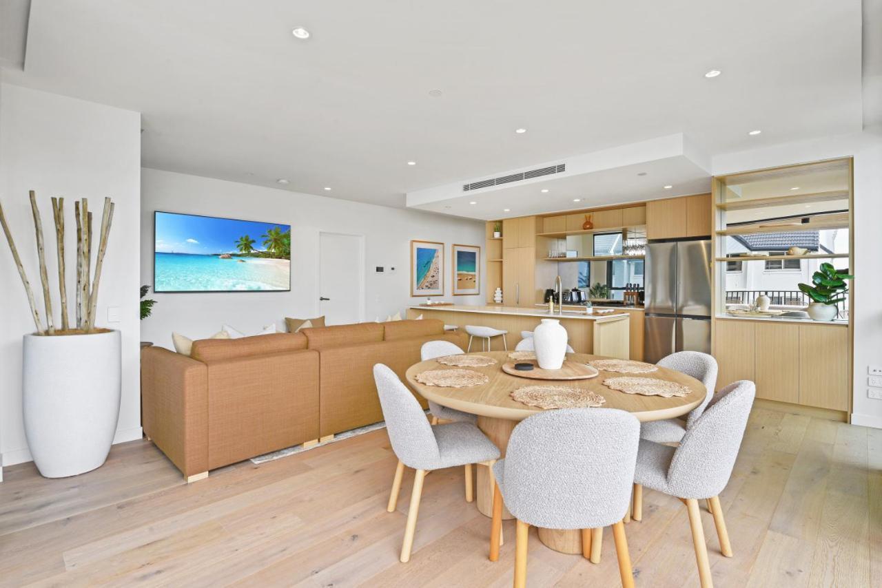 Beachfront Luxury Palm * Gold Coast