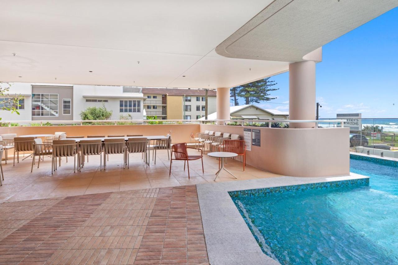Beachfront Luxury Palm *
